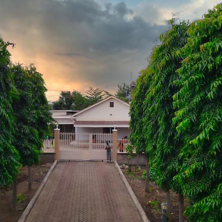 Kilimanjaro Country House Moshi Buitenkant foto