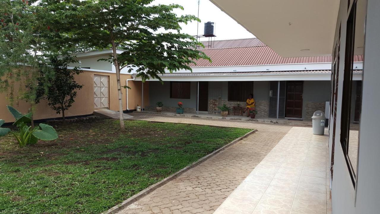Kilimanjaro Country House Moshi Buitenkant foto