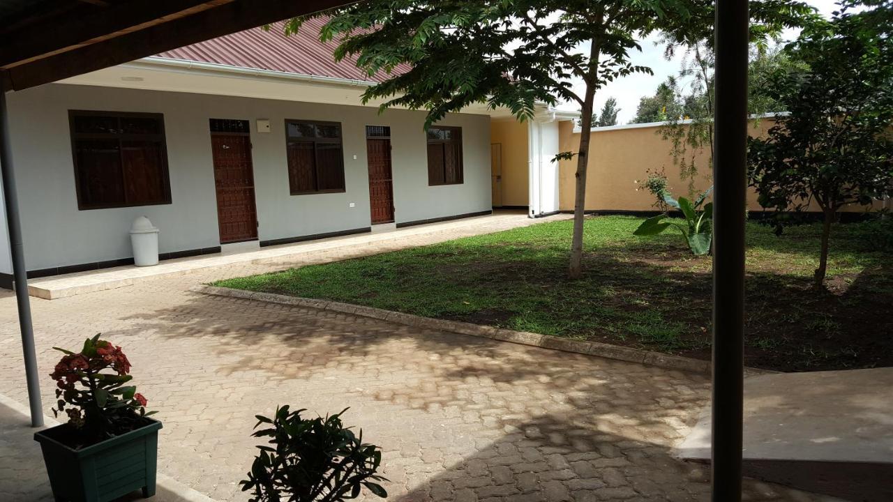 Kilimanjaro Country House Moshi Buitenkant foto