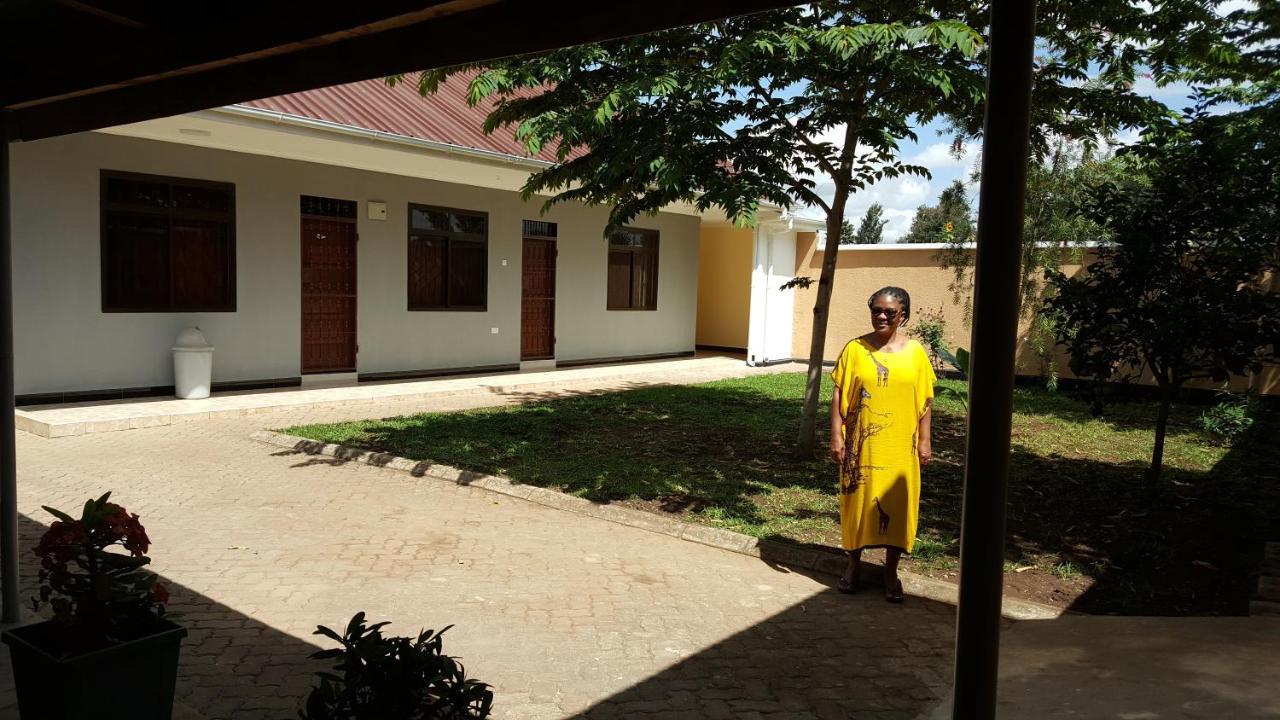 Kilimanjaro Country House Moshi Buitenkant foto