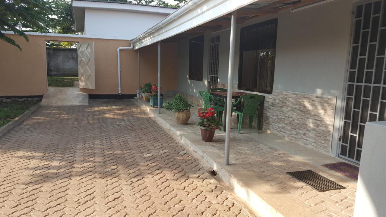 Kilimanjaro Country House Moshi Buitenkant foto